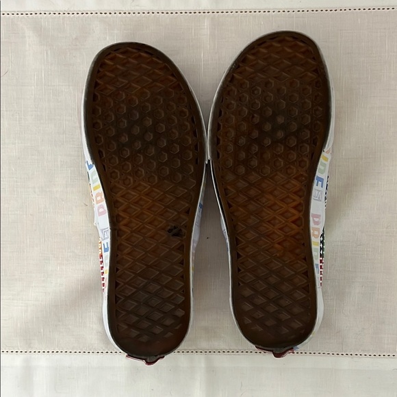 Vans LGBTQ PRIDE Rainbow Sneakers Colorful  Men's Size 4.5 Women's Size 6 Unisex - Picture 5 of 6